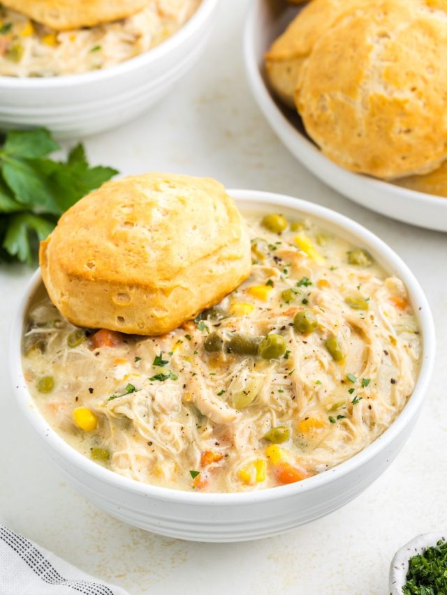 Easy Slow Cooker Chicken Pot Pie Story