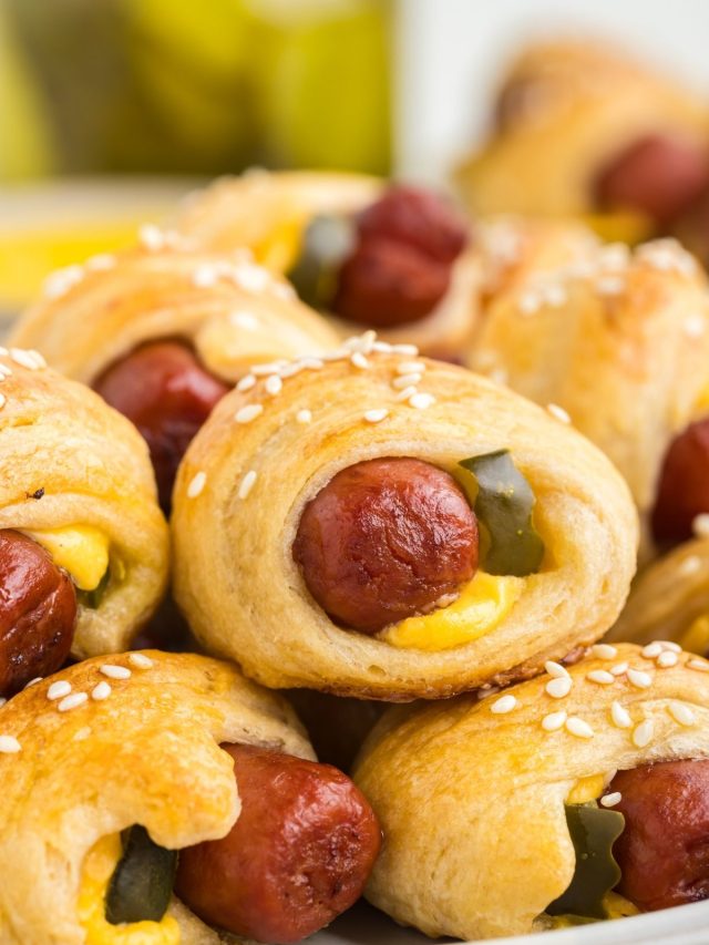 Cheeseburger Pigs in a Blanket Video Story