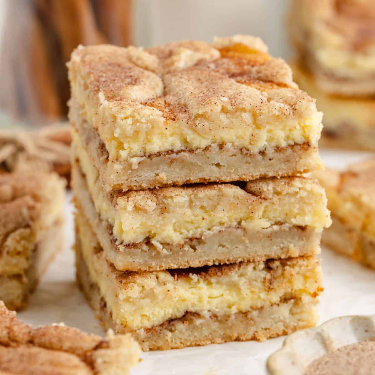Snickerdoodle Cheesecake Cookie Bars